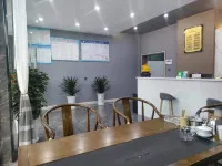 Xinyi Business Hotel Hotels in Yunxian