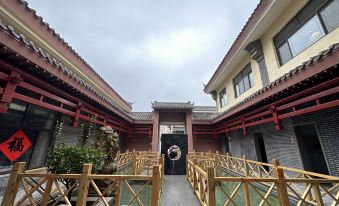 Anqiu Fenglin Inn