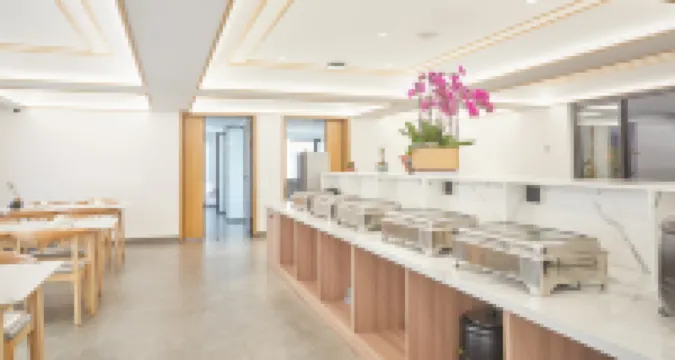 Longyan Jintang Hot Spring Hotel