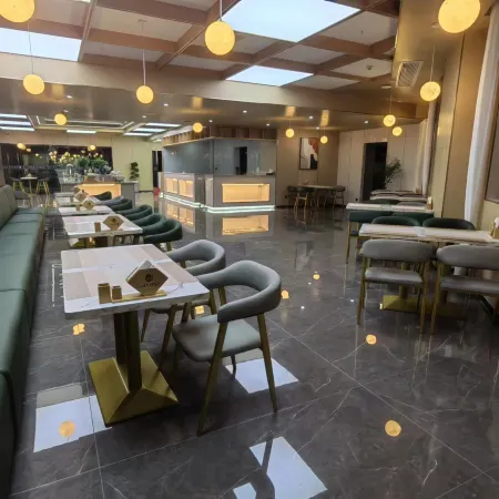 WAITO Hotel (Twin Peaks Gymnasium Hotel)
