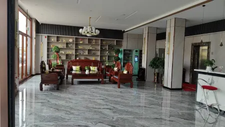 Otog Qianqi Xingsheng Business Hotel