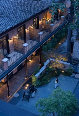 Yijian·6500 Hotel