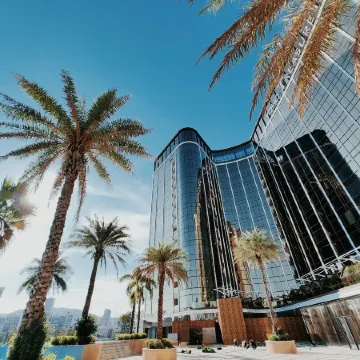 YOHO Treasure Island Hotel