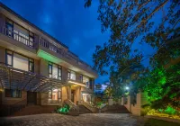 Yingman Qingjiang Villa Hotels in Jinghong