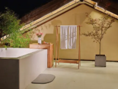 โรงแรมรีสอร์ทน้ำพุร้อนแบมบูวินด์ฮอลล์ (สาขา ซือจิงหลี่ ซีอาน)