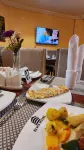 Bon Hotel Elvis - breakfast