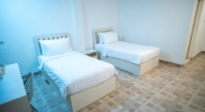 Elephant Inn and Suite Hotel by Sajiwa