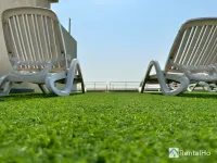 Quiet Studio w/ Balcony & RoofTop Pool in Marina Hotels in Dubai