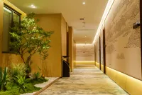 Shuoguo Hotel (Minquan High-speed Railway North Station)