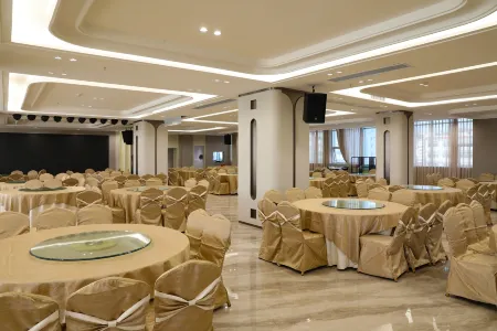 Li Yue Hotel Отели рядом с достопримечательностью «Guangdong Shenguangshan Forest Park»