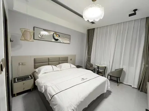 Binchuan Huaruiyuan Hotel