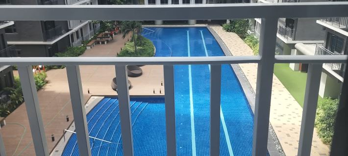 Shore 3 Residences Tower 2, Lap Pool and Amenities Hotels in Pasay City