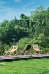 Yingshan Crescent Moon Homestay