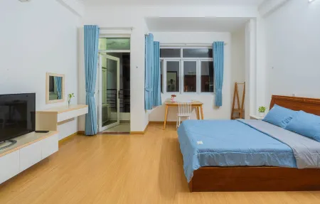 LalaHouse Riverside Residence