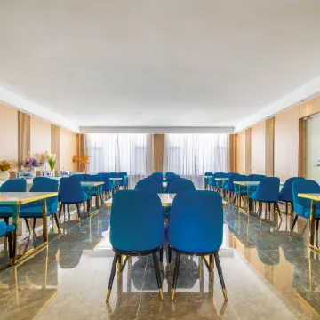 STAR INTERNATIONAL HOTEL