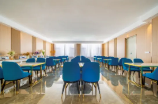 STAR INTERNATIONAL HOTEL