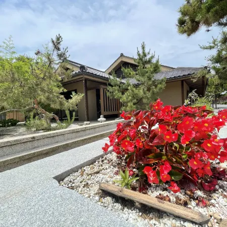 Yunchuan Songjing Private Tang Hot Spring Villa (Dalian Jinshitan Tangjingze Hot Spring Town Store)
