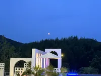 Moganshan·Suishan TuttoBene·Infinity Party Pool·Designer Meisu - مسبح غير متناهي