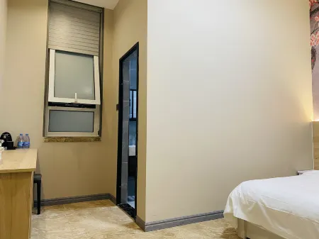 Sunshine Blossom Homestay Отели рядом с достопримечательностью «Zhengding Hutuohe Ecological Park»