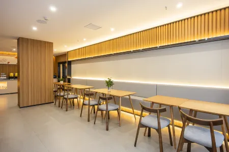 Shankee Coffee Style Hotel (Ninghua Qichezhan) Отели рядом с достопримечательностью «Ninghuawanxing Square»