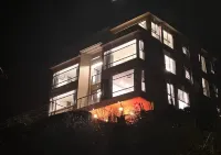 Qingxi Mountain Wilderness Homestay Hotels in Yizhang