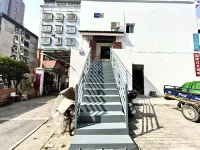 Chunhua Inn Hotels in 