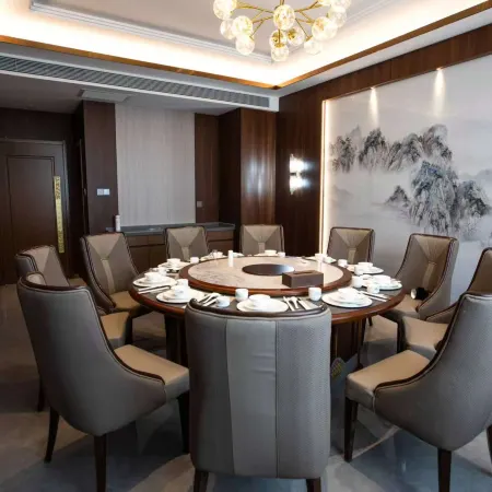 Shenmu Dongmao International Hotel
