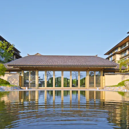 Da Nianhua Bay Dayouqiu · Youju