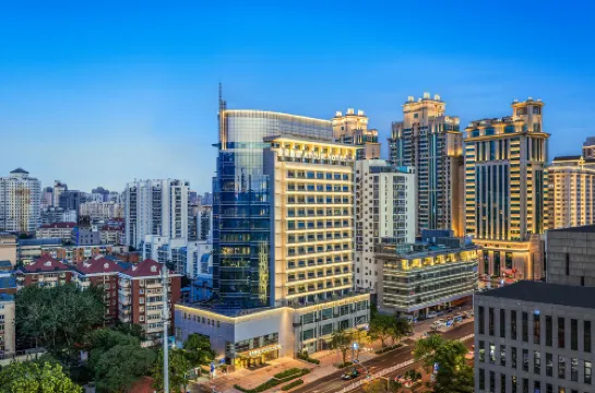 天津五大道友誼北路亞朵飯店