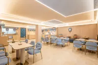 HanTing Hotel (Zhumadian Zhengyang) Отели в г. Чженян