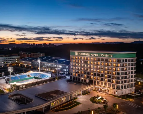 Wanda Meihua Hotel Jingshan Tennis Training Base โรงแรมในจิงซาน