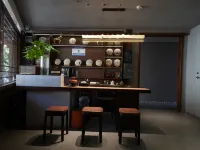 Lijiang Sanli Tian Vacation Cottages 木府（ムフ）周辺のホテル