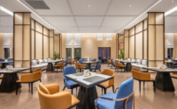JINLING INTERNATIONAL HOTEL FUBIN