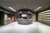 DeMa Esports Hotel (Paojiang Huacheng Plaza Store