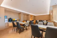 Licheng Huasheng International Hotel  Sayram Lake - breakfast