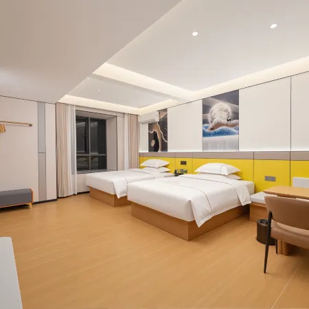 Ending LandonExclusive Hotel