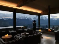 Meili Konggu Snow Mountain Hotels in Deqin