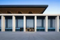 Xi'an North Station Square Atour Hotel