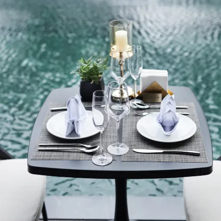 Li River CIAO Hotel( Guilin Elephant Trunk Hill)