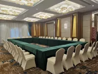 THE HORIZON HOTEL