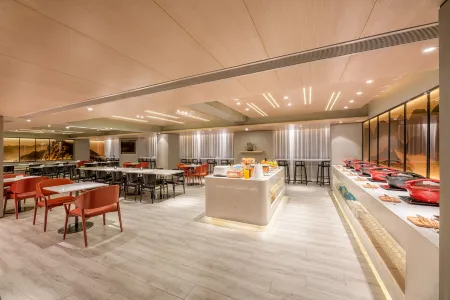 Atour Hotel Xi‘an Gaoxin Technology Road Отели рядом с достопримечательностью «Xi'an Institute Service & Software Science Technology»