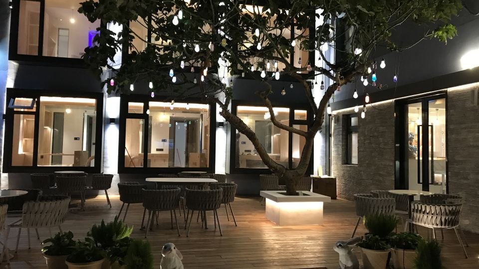 Yejia Sea Fishing Hotel