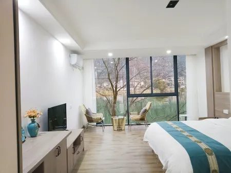 Shanying Riverside Homestay Отели рядом с достопримечательностью «Guangdong First Peak Resort»
