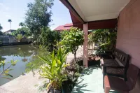 Best House Resort Hotels in La-ngu District