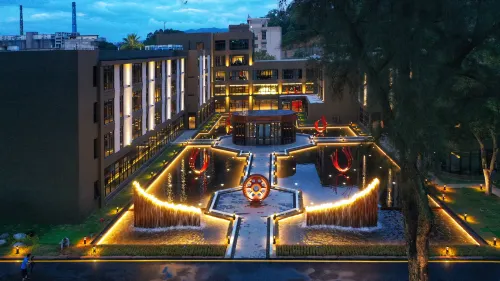 Nanhua Yayuan Hotel