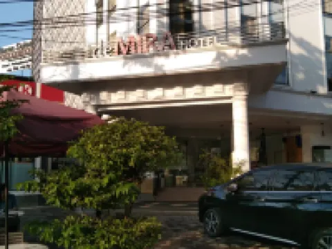 DeMira Hotel Gubeng otelleri