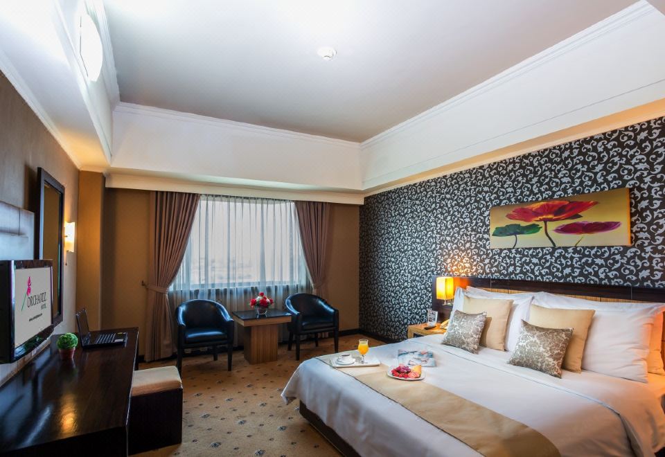 Orchardz Jayakarta Hotel Over view