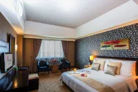 Orchardz Jayakarta Hotels near Makam Souw Beng Kong