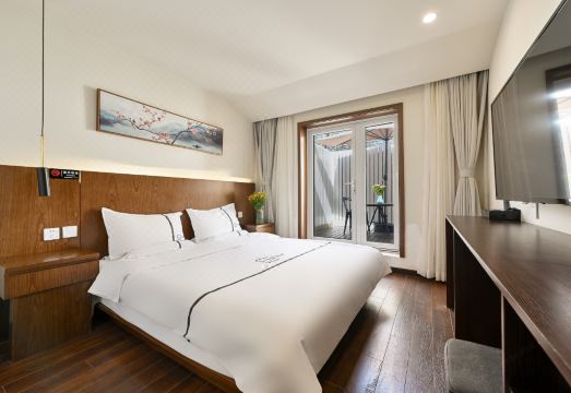 싱서 얼리 코트야드 호텔 위치 장점