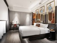 铂卡伦设计酒店(广州沙园地铁站店) - 概念影音大床房
